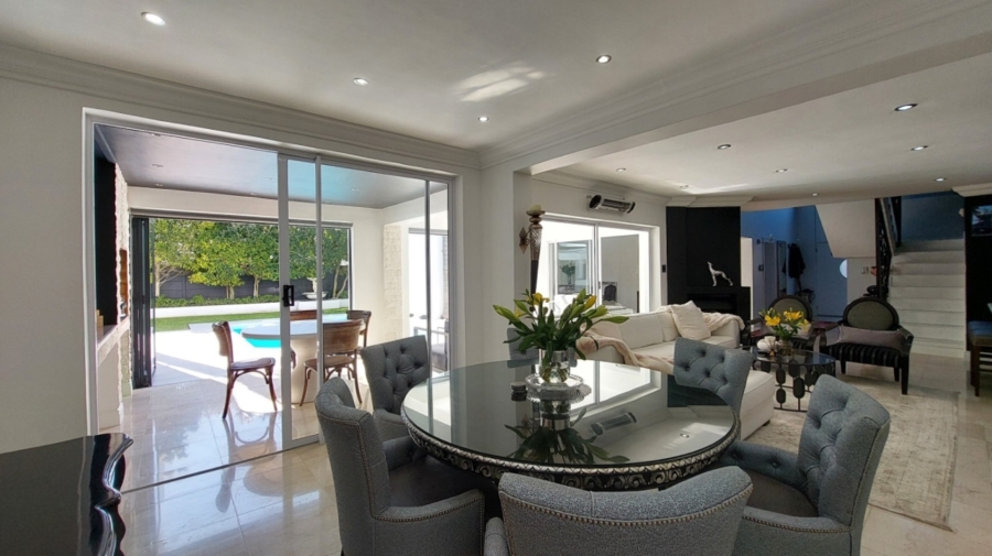 5 Bedroom Property for Sale in Sunset Beach Western Cape